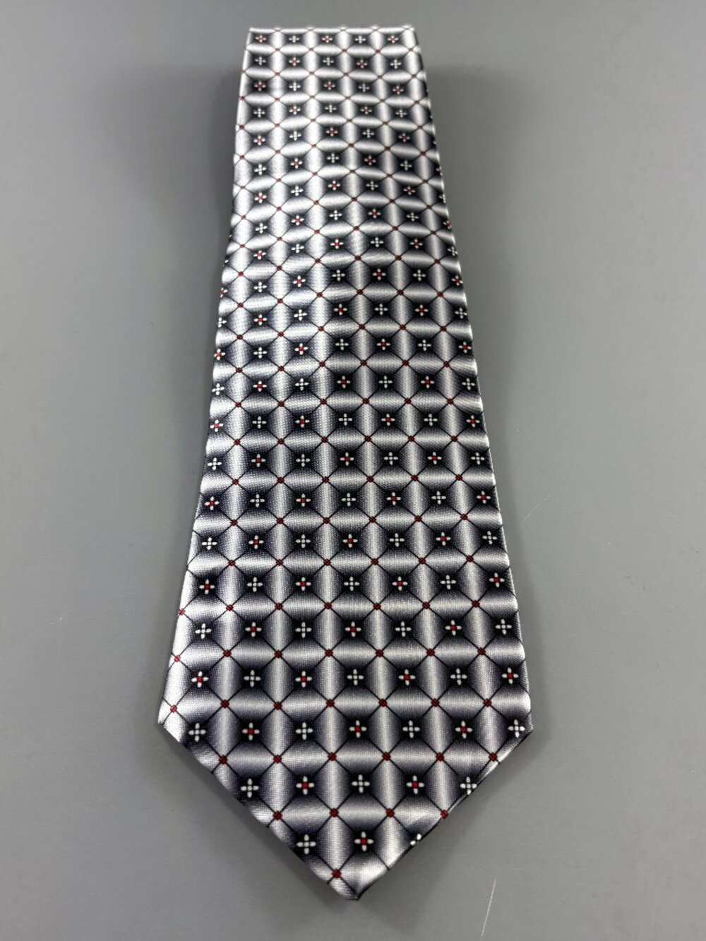 Charles Raymond Silver / Black Geometric - Floral Men's Tie 3 3/4" x 56"